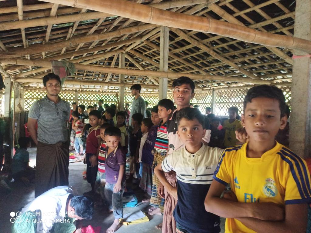 TechnicalShabb3's tweet photo. #DRFS school is running somehow with the hard work of #Rohingya patriotic teachers. On account of not getting learning opportunities in BD camp for 4 years, students are very happy and learning longingly in DRFS school despite not having enough books and school used materials. https://t.co/YoFBdV9v6l