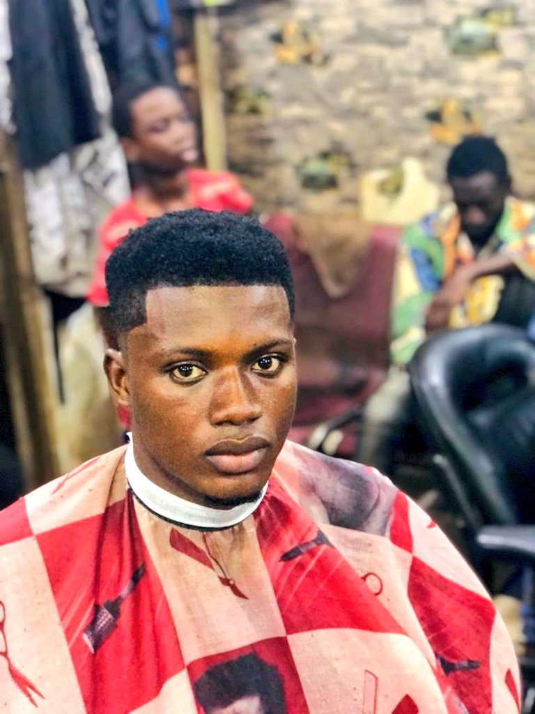 brisco_barber's tweet photo. Saturday vibes👌👌🖐
#Statue 
#TheTapeEp 
#dontmindthepicture 
#mindthefuture https://t.co/q9jjBjfUYp