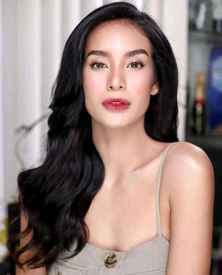 ForQueenSteffi's tweet photo. Ang ganda 😭❤️👸

#OneSteffAtaTime 
#OneSteffToTheCrown 
#SteffiForMUP2021
#MissUniversePhilippines2021
#Queendera
#SteffiAberasturi https://t.co/DV1bFo9vC5