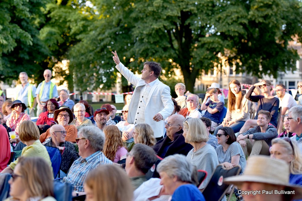 Last chance for tickets. Performing this Wednesday, 18th August. - mailchi.mp/henlowbridgela…
#pantaloons #prideandprejudice #janeausten #livetheatre #bedfordshire #henlow