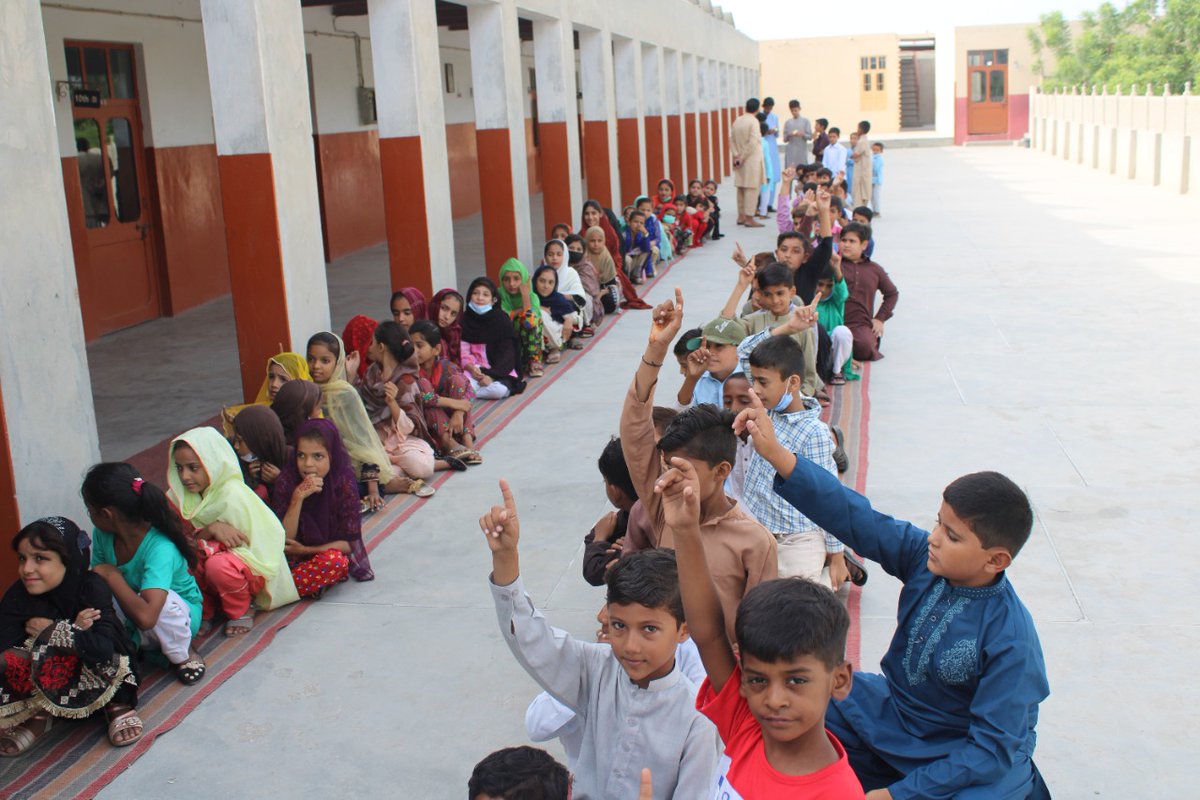 AKFWomenWing's tweet image. 14 آگست، جشنِ آزادی مبارک
آزادی، فخر اور یکجہتی کا دن
الخدمت آرفن کئیر پروگرام رحیم یار خان کے تحت یومِ آزادی کے حوالے سے تقریب کا انعقاد کیا گیا۔بچوں میں انعامات بھی تقسیم کیے گئے۔

#Pakistan #Alkhidmat #OFSP #August14 #unity #Help #Independence #pride #wisdom #freedom