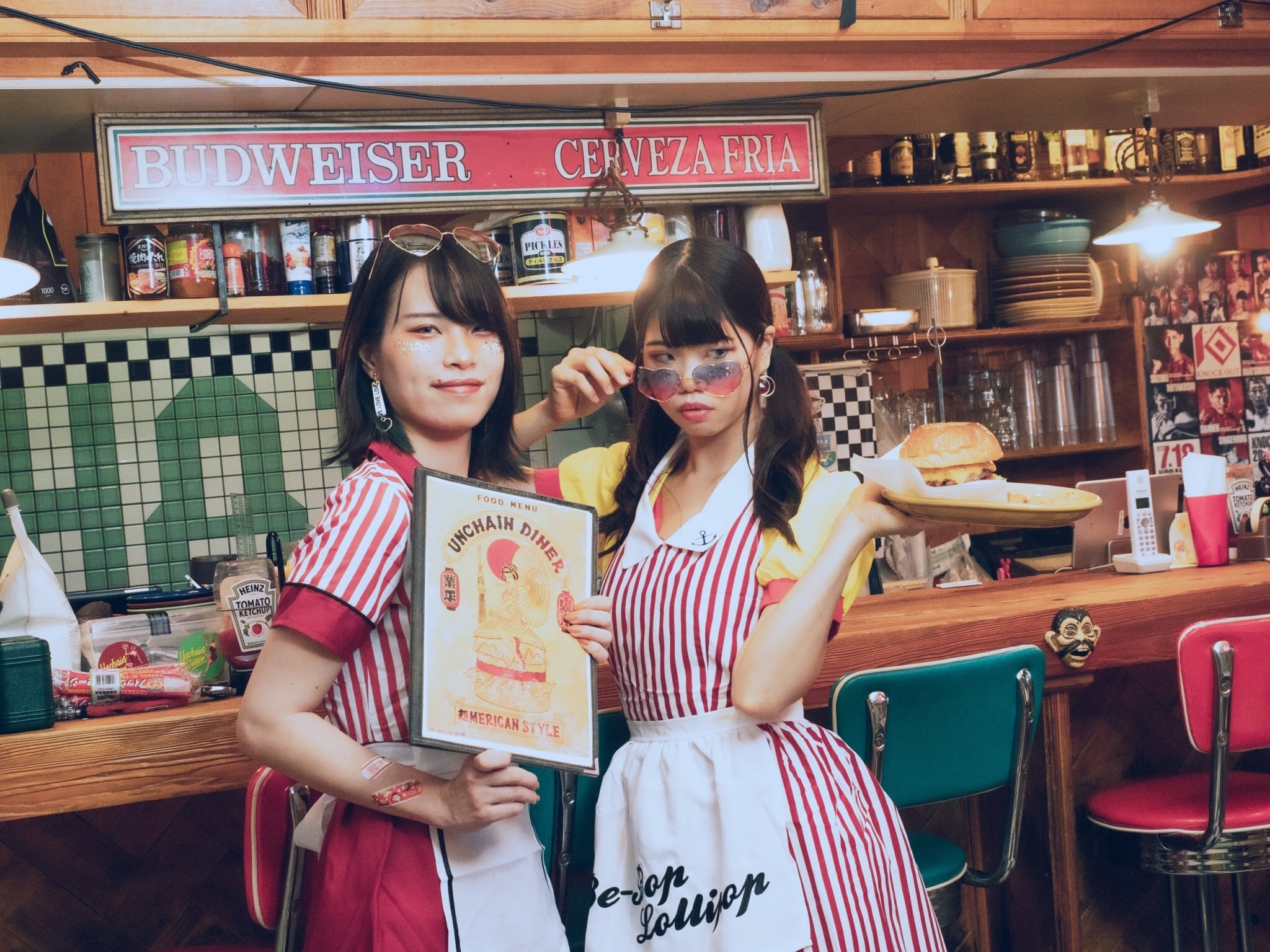 山田のぞみ Welcome With White 1160 Photo By Meishokadomatu Unchaindiner 押上 アメリカンダイナー ウエイトレス アメリカン ポートレート モデル ファインダー越しの私の世界 T Co Udrh1pvdcy Twitter