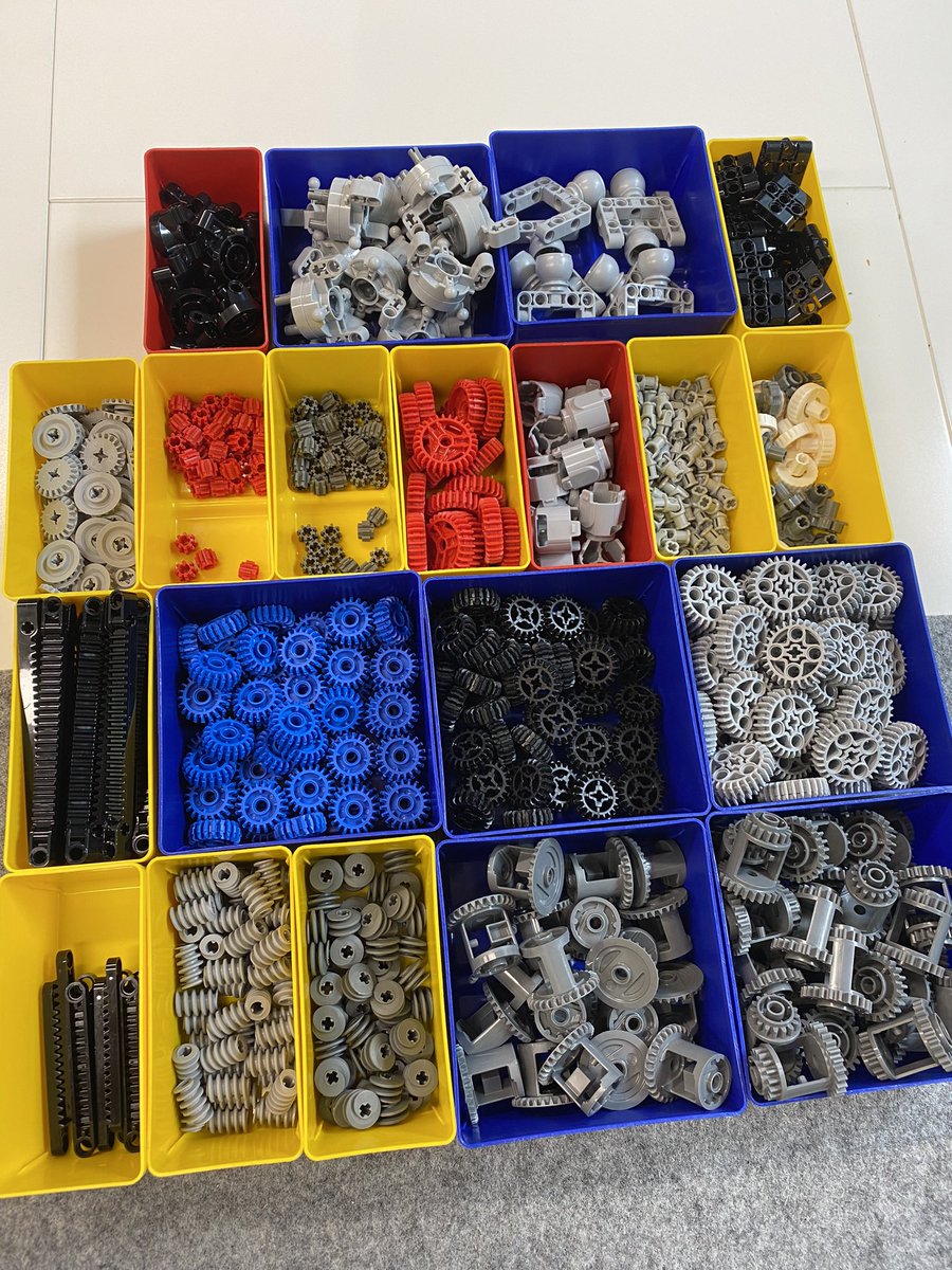 Uploaded some new parts to my store inventory 🌟 Grab them while they are still available 😎 #rickbrickmorty #lego #afol #BrickLink #BrickOwl