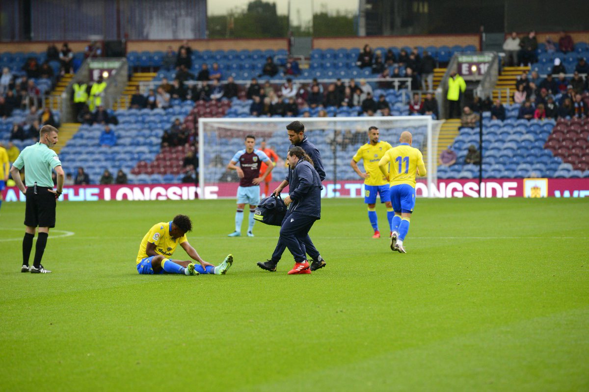 Pablo7Fdez's tweet photo. Gran experiencia en Inglaterra contra el @BurnleyOfficial antes de comenzar @LaLiga 👏🏴󠁧󠁢󠁥󠁮󠁧󠁿 https://t.co/yrt6G6whO2