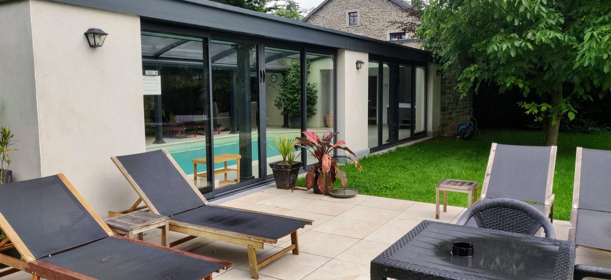 BackpackBella's tweet image. It's not every day you find a 100-year-old guest house in the middle of the Belgian Ardennes with a swimming pool, jacuzzi and sauna - divine! 🏊 #Belgium #ardennes