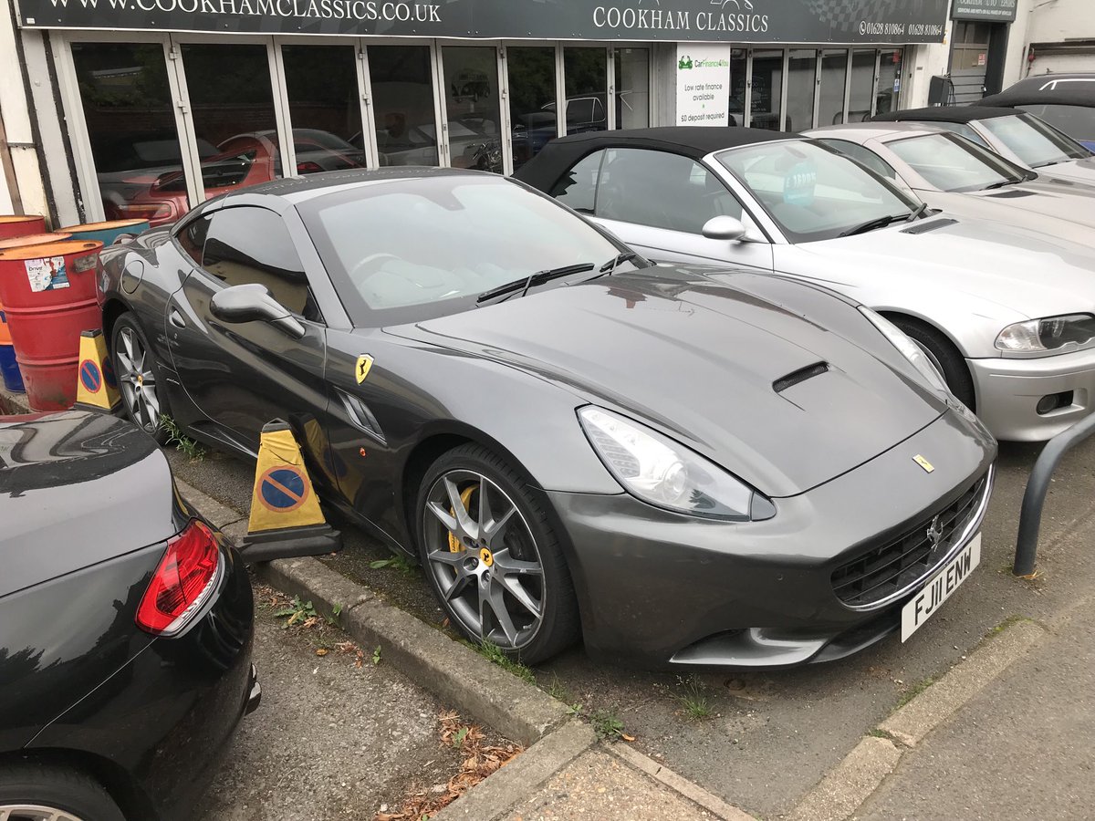 Wadadli's tweet photo. Early morning’ exotic sports car spotting plus 1 #ferrari #mercedes #maserati #2cvVan https://t.co/juoGHfyn8Z
