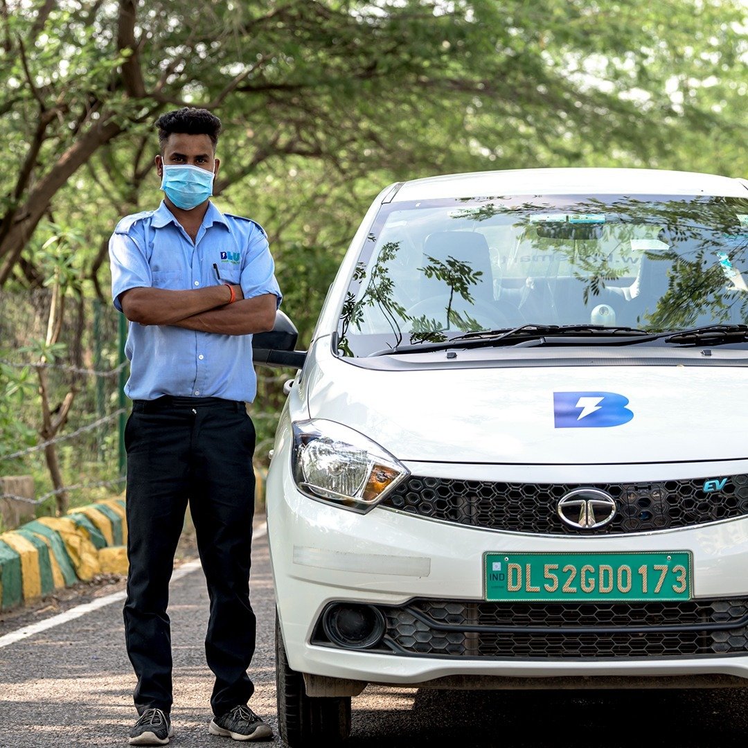 What a great initiative to safeguard our environment from harmful CO2 by 
@BluSmartIndia
 cabs #CO2SeAzaadi this pledge to contribute towards our mother nature will ensure clean green environment