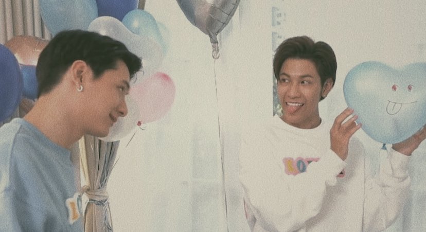 singkitfilm's tweet photo. happy chinese valentine day 💝

#ทีมพีรญา  
#คริสสิงโต https://t.co/tj12kMq0hn