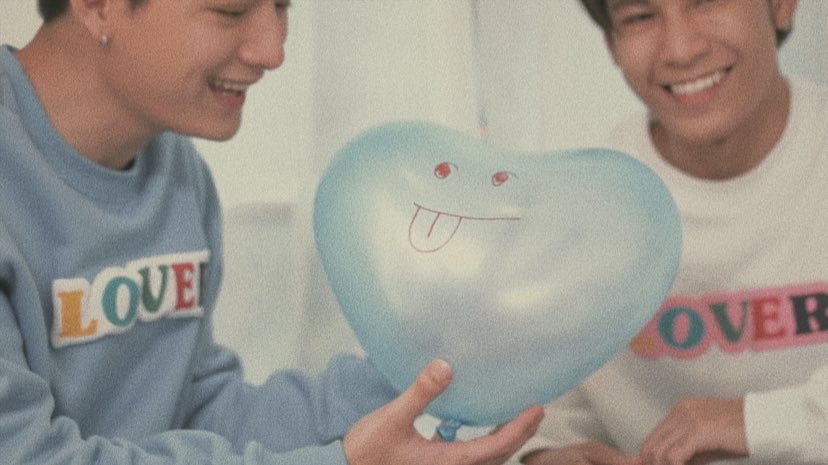 singkitfilm's tweet photo. happy chinese valentine day 💝

#ทีมพีรญา  
#คริสสิงโต https://t.co/tj12kMq0hn