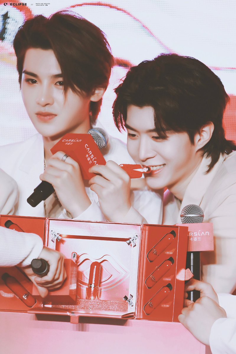 chengstined's tweet photo. “你身上的味道我总意犹未尽”
“着迷你身上的味道”

Happy Chinese Valentine’s Day❤️ https://t.co/mMIs5IDUyQ