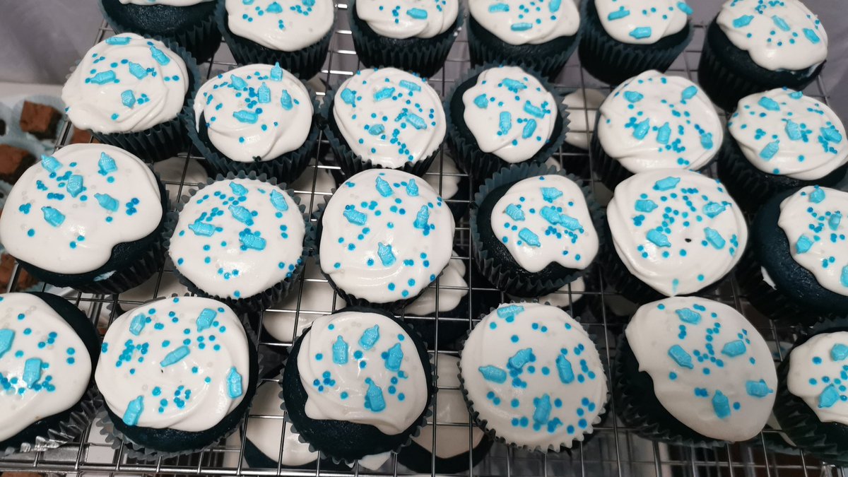 milkkkul's tweet photo. @yoimimiyuuuh pag nagpa baby shower ka, kunin mo kami sa dessert corner https://t.co/fP3PpHWYND