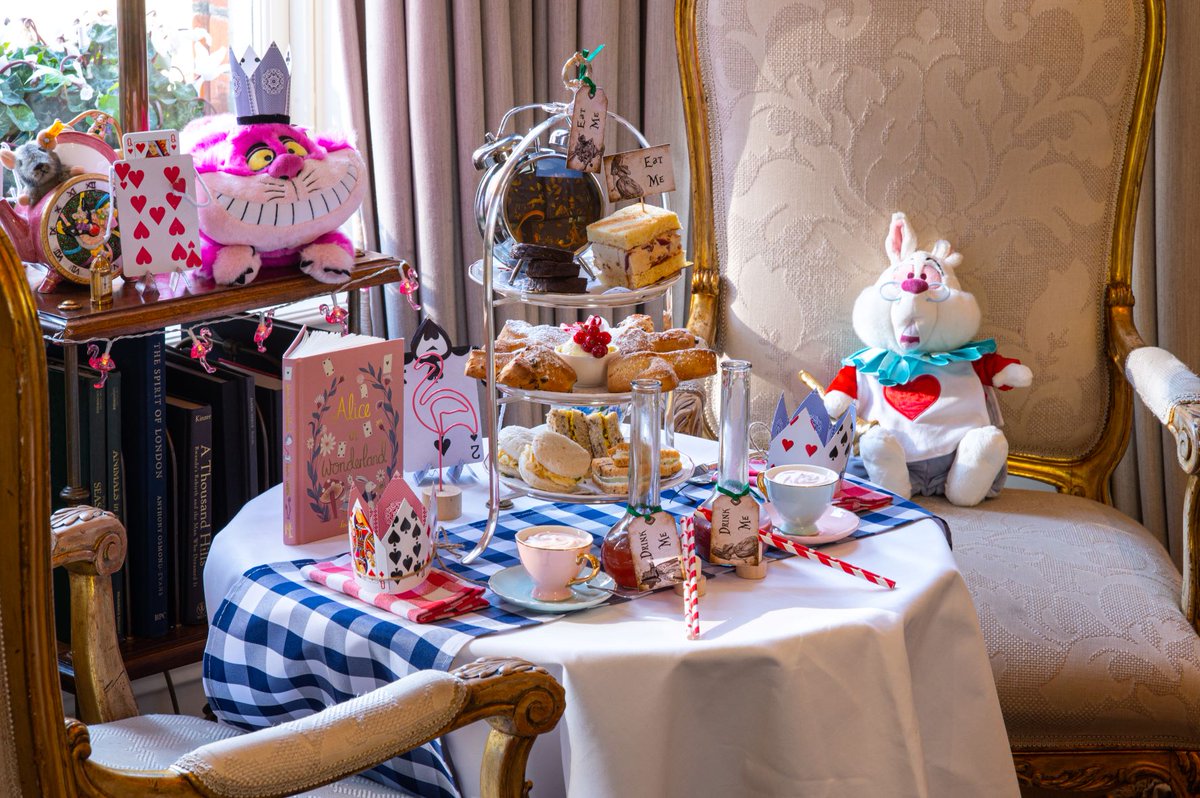 Looking for something fun for all the family? Why not sample our delicious afternoon tea - themed around the story of Alice in Wonderland. We have around the clock cocktails for the grown-ups and  ice cream sandwiches for the kids!
.
.
.
#afternoontea #kids #kidsactivities