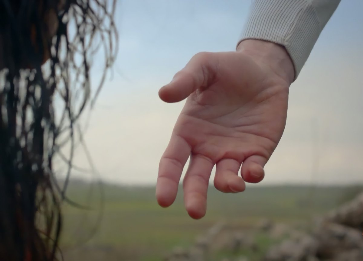 Ben o mucizenin geleceğine inanıyorum. Dua ediyorum her gün. 'Kuşu, karıncayı unutmayan Allah, beni mi unutacak?' diyorum!