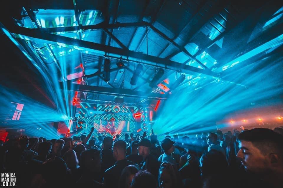 folieemusic's tweet image. Two weeks today we dance again 😈🙌🏼
@delaswing @LateReplies @danielorpimusic @tyronamory @VITOBHX @JURUZeLUM_ @niteplan @ShaktiSounds @jakewhitehouse_ @SHAAKER_music1 @JoshGreggDJ @TheMillDigbeth 
Final Tickets 👉🏼 bit.ly/3AK81PA