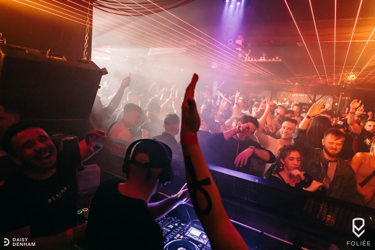 folieemusic's tweet image. Two weeks today we dance again 😈🙌🏼
@delaswing @LateReplies @danielorpimusic @tyronamory @VITOBHX @JURUZeLUM_ @niteplan @ShaktiSounds @jakewhitehouse_ @SHAAKER_music1 @JoshGreggDJ @TheMillDigbeth 
Final Tickets 👉🏼 bit.ly/3AK81PA