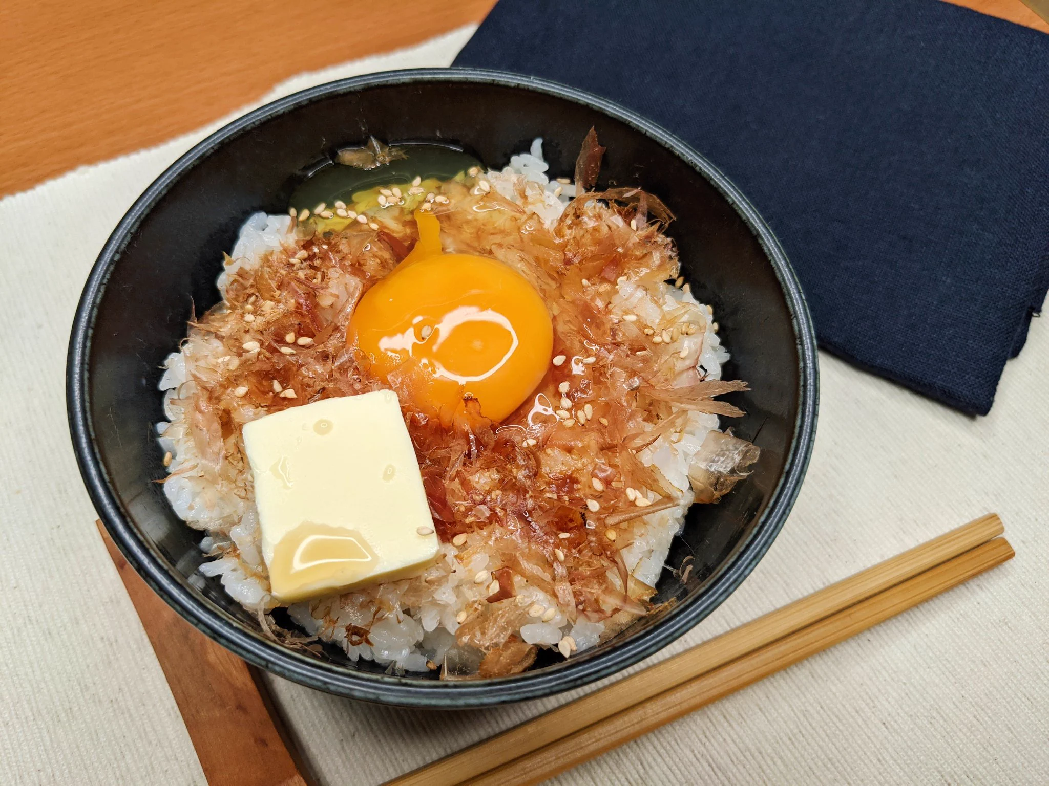 必要な材料も少なくてとっても簡単！絶品「卵かけご飯」レシピ！