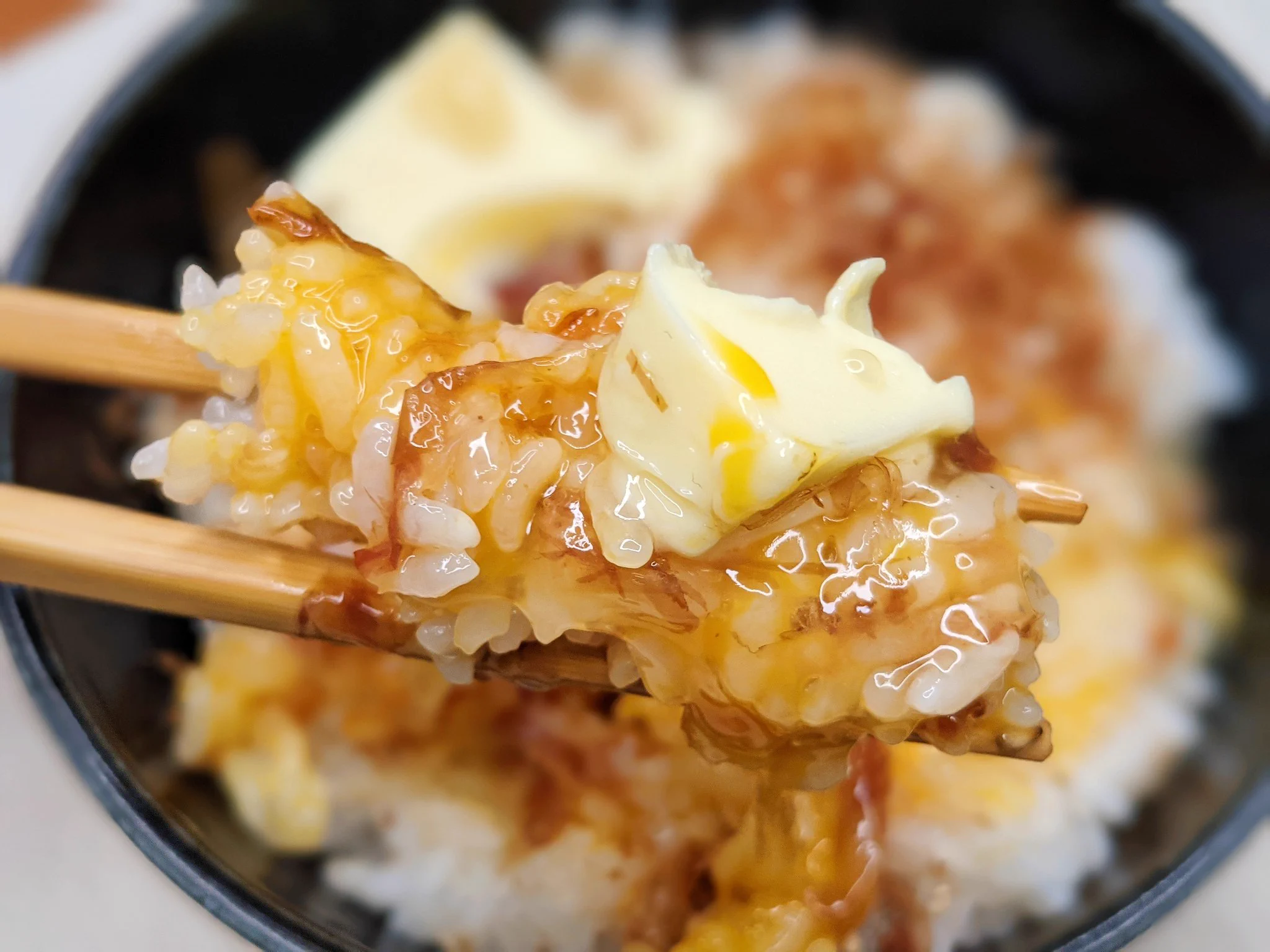 必要な材料も少なくてとっても簡単！絶品「卵かけご飯」レシピ！