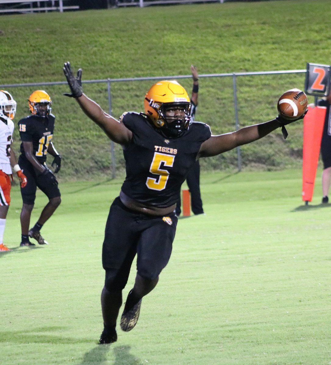 Congratulations to the Zaxby’s Tiger Offensive Player of the Game <a href="/TristanMayweat4/">Tristan Mayweather</a> Tristan Mayweather! <a href="/AlcovyFootball/">AlcovyHSFootball</a> <a href="/Alcovy_Sports/">AHS Tigers Sports</a> <a href="/AlcovyHS/">Alcovy High School</a>