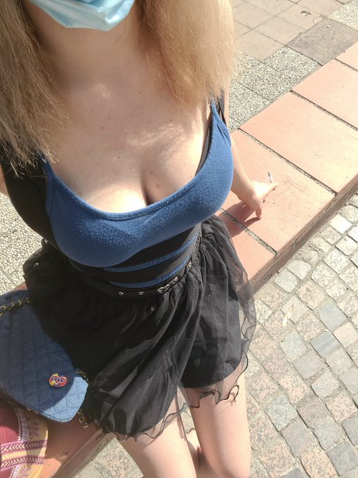 #cleavage https://t.co/WwaSMwQu6M<a href="/tag/cleavage"class="tags">#cleavage</a>