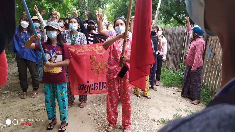 OhnLay4's tweet image. SAC announced no one to go out the whole day in Monywa yesterday. Civilians marched against the juntas today. NUG NEEDS SUPPORT #Aug14Coup  #WhatsHappeningInMyanmar
