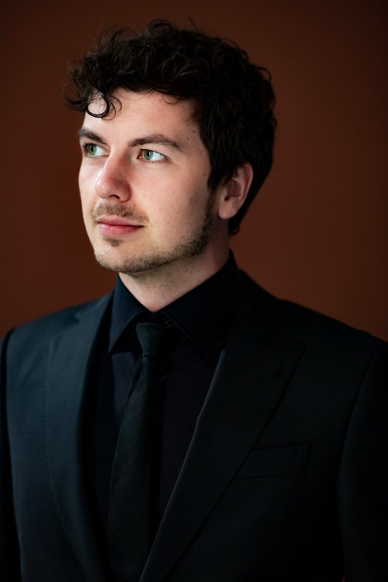 BREAKING NEWS: Zoran Rosendahl nieuwe dirigent Brassband Schoonhoven B 

Vanaf augustus/ september 2021 begint Zoran als dirigent van Schoonhoven B. Hij neemt het stokje over van Paul van Dalen. 

De band heeft ontzettend veel zin om onder leiding van Zoran te gaan repeteren.