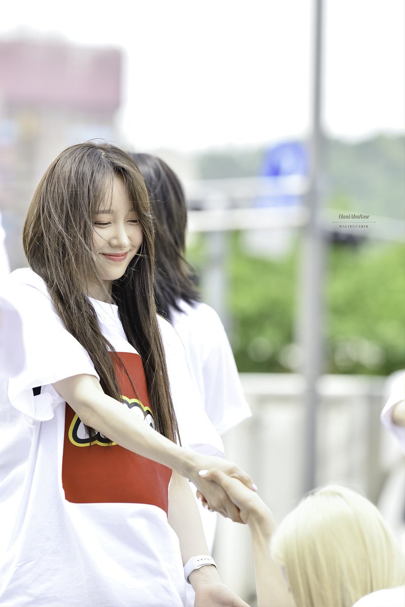 MALIBUCARIB's tweet image. 보고 싶어요😢