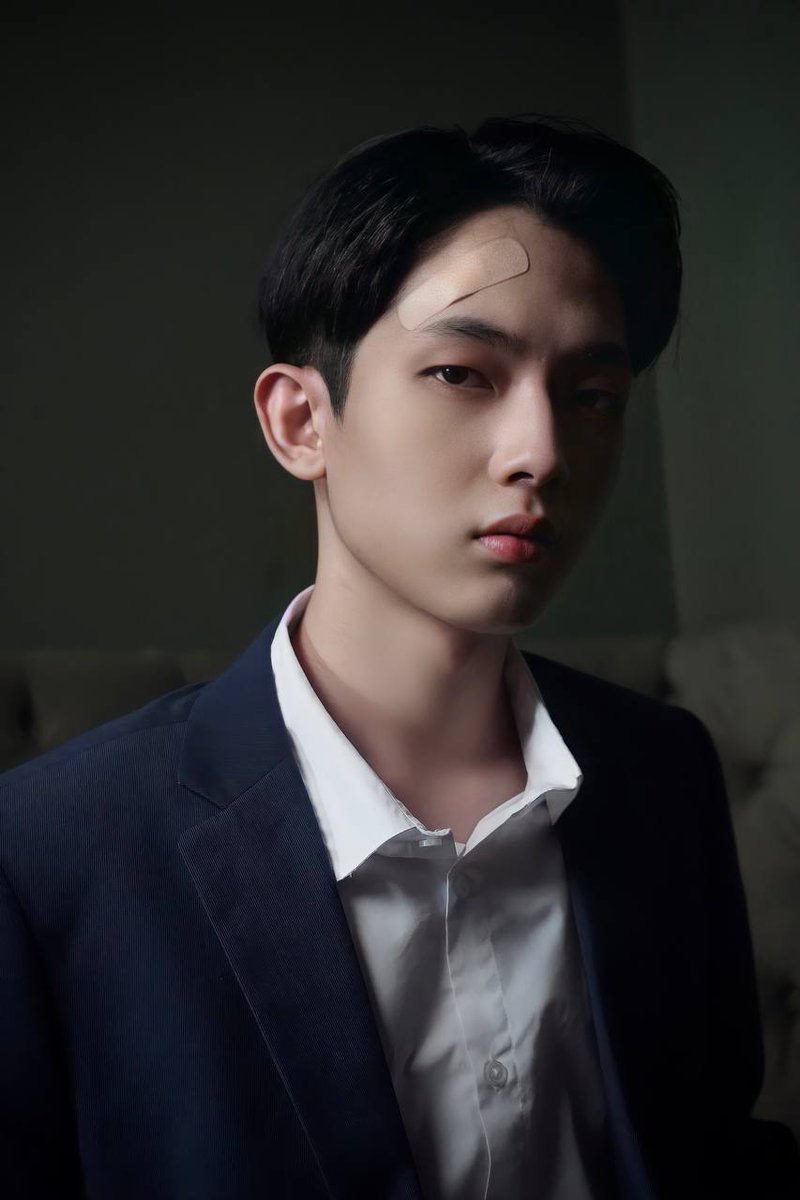 1stoneOfficial's tweet photo. ROAD TO COMEBACK #1stOne_Jayson

⚡ Watch the trailer here: 🔗 https://t.co/67SRMQIhVe 

#Road2Comeback #1stOne https://t.co/TurDGK8jFR