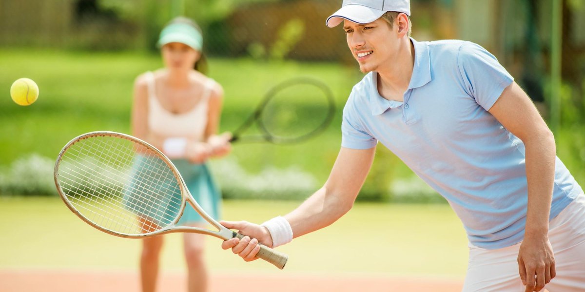 clay_courts's tweet photo. 3 Tips to Improve Your Tennis Forehand. Read More Here https://t.co/a8tGE1m3J8 https://t.co/5dvcSaBi45