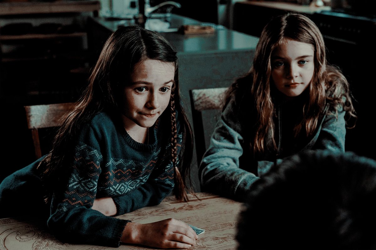 ✺　　　　
　 °.　*　　　
　 ˚        ✫ . .  +
✷　 *　　 * ⋆ 　 .
 ⎣   ཱི  @GracieTWD  ཱྀ  ⎦
·　       . ✫           　   ✧
       ✧           ✺ 　 ✵ 　　. ✵
　　 °　　      　· ✺