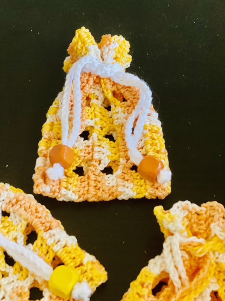 Even wat fresh breeze geur zakjes gehaakt 🧶 <a href="/MadeBySiem/">Made By Siem</a> ❤️

#haken #crochet #vakantie2021 #Duitsland