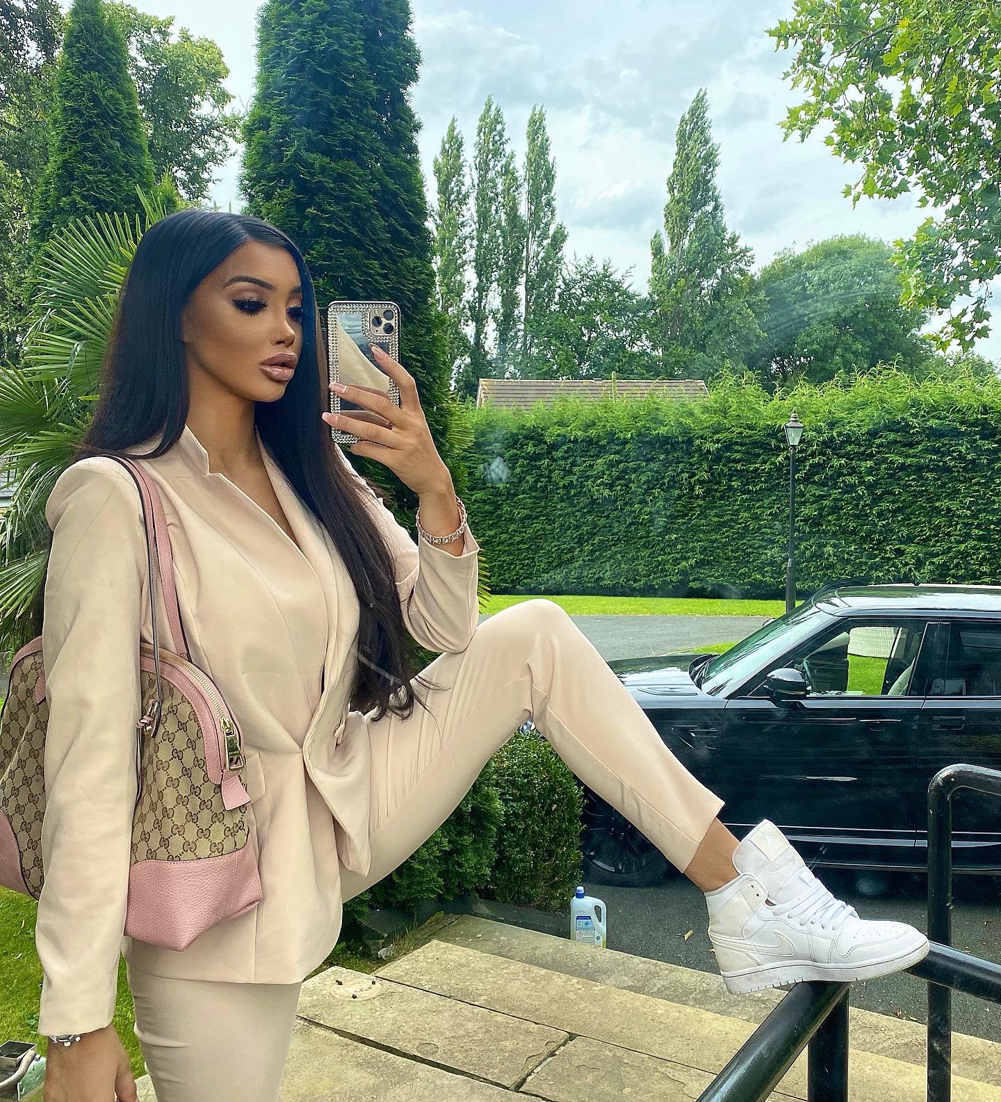 TW Pornstars - 1 pic. Chloe Khan ONLYFANS. Twitter. Open up the safe