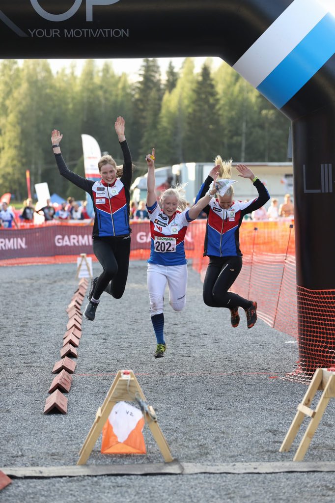 Lahden Suunnistajat -37 vakuuttavaan voittoon Hämeen rastiviestissä D21-sarjassa!

#viestiliiga #nuortenjukola 

📷 Tuomas Ruotsalainen