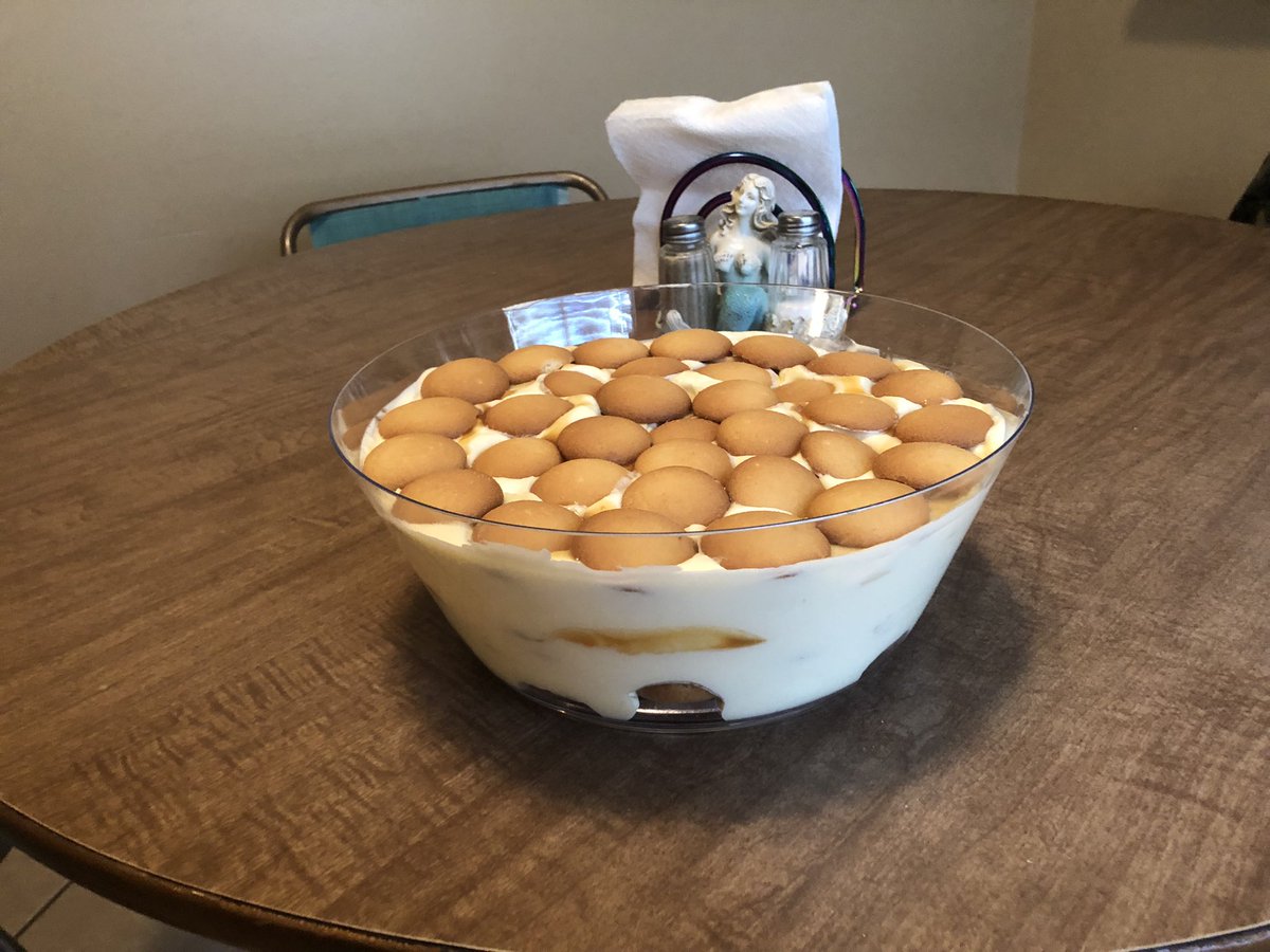 MoonQuill's tweet photo. Caramel banana pudding @Jbams01 because caramel drizzle makes everything better. https://t.co/GbfVzyGssp