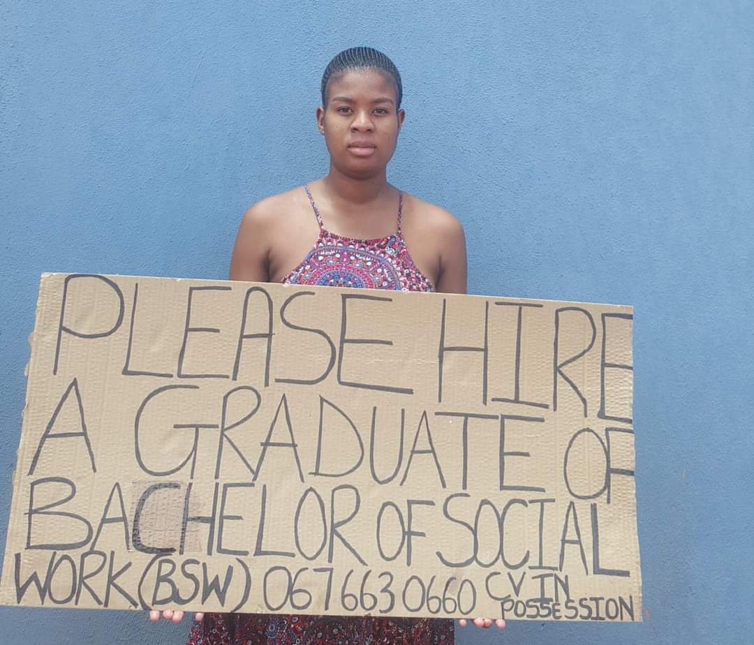 Diegochuene's tweet image. Can you  please  retweet this until she get a job #ColdFront #Mamkhize #DJSBU