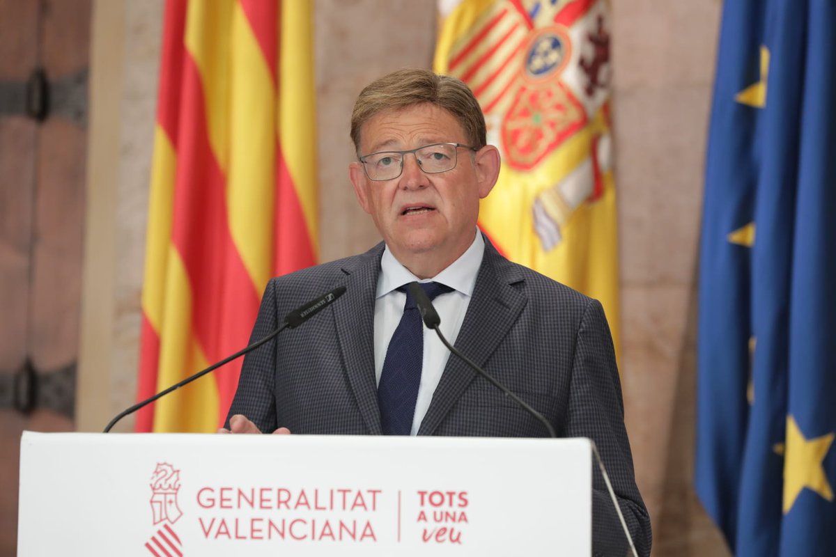 Ximo Puig (@ximopuig) on Twitter photo La vacunació continua sent el nostre principal actiu. A les pròximes tres setmanes <a href="/GVAsanitat/">GVA Sanitat</a> posarà 1,3 milions de vacunes.
Tenim la immunitat de grup molt a prop. Per això, hem de mantindre la prudència que ens ha caracteritzat.
Quan et citen, vacuna't. La vacunació continua sent el nostre principal actiu. A les pròximes tres setmanes <a href="/GVAsanitat/">GVA Sanitat</a> posarà 1,3 milions de vacunes.
Tenim la immunitat de grup molt a prop. Per això, hem de mantindre la prudència que ens ha caracteritzat.
Quan et citen, vacuna't.