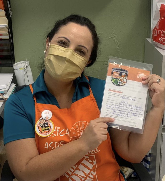 OmarFranquiz's tweet photo. Congratulations to our ASDS store 6403 on its HR week. Thank you Jessica for taking care of our entire associate team. #asds , #store6403 , #HR , #homedepot , https://t.co/muvl2rI5TP