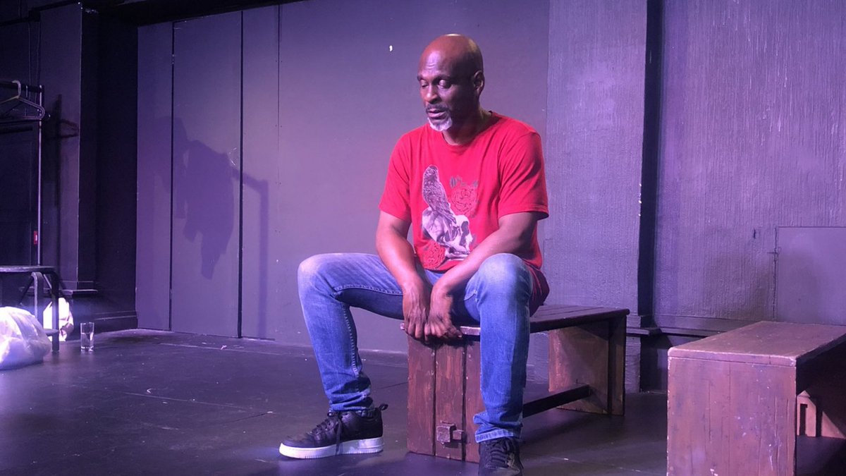 Review: Review: Every Sinner Has a Future, Chelsea Theatre (Kensington + Chelsea Festival) ★★★★

'...a brutally honest, incredibly witty and comedically vibrant autobiographical memoir...'

READ: asktheushers.wordpress.com/2021/08/14/rev…

Photo: Sarah Jordan Verghese