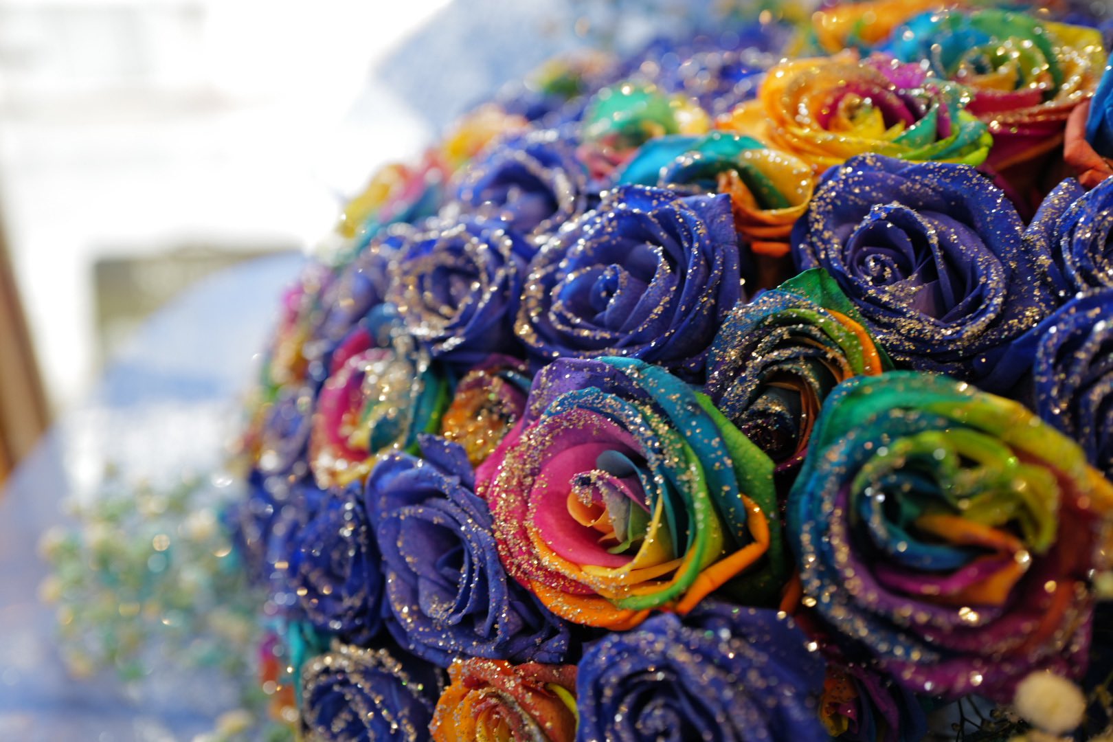 ローズショップ キラキラローズ 青いバラとレインボーローズ ローズショップ 青いバラ レインボーローズ 誕生日花束 記念日花束 T Co Ewqpm1mmty Twitter