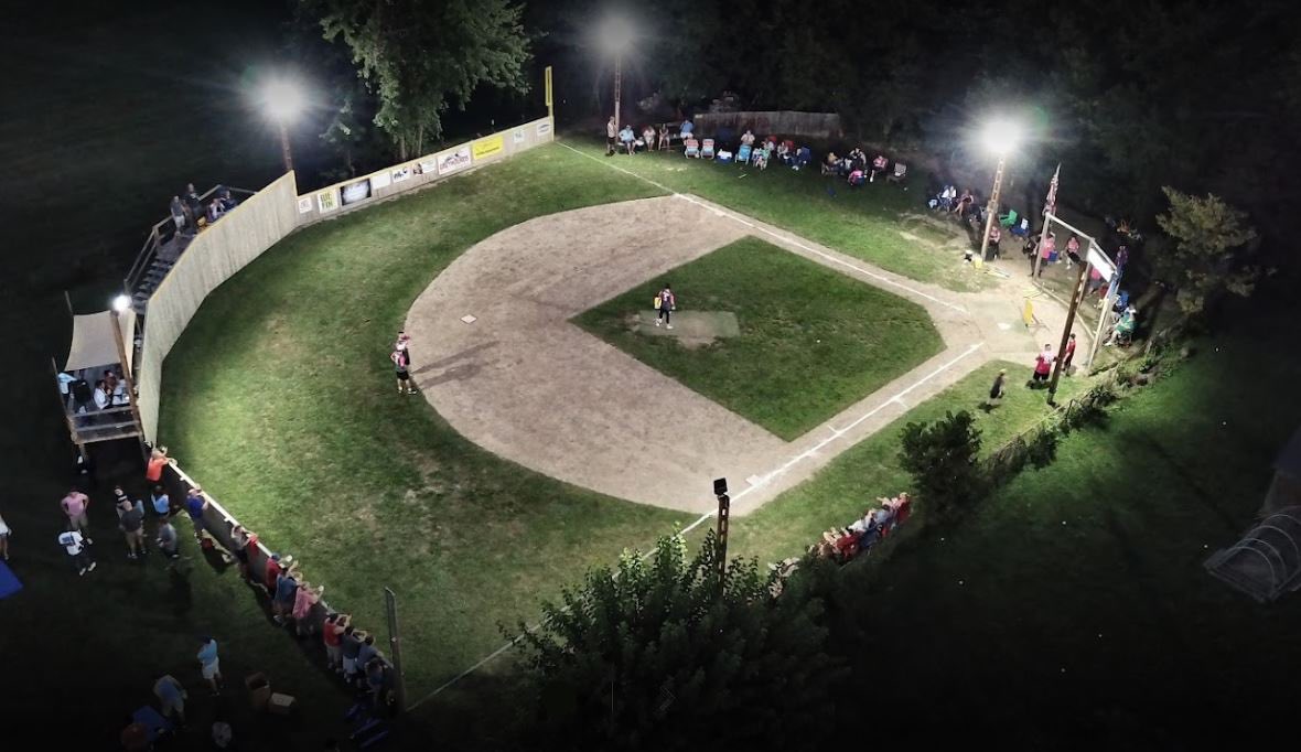 iscsportsnet's tweet photo. “Is this Heaven?”
“No, it’s I̵o̵w̵a̵ THE DIRTYARD.”

✨✨✨✨

Some of the greatest wiffleball players on the planet gather for tonight’s @circlecitywiffle All-Star Game!

Watch for FREE on ISC ⤵️
https://t.co/wScsqoQwOY https://t.co/Jep2ddgn5g