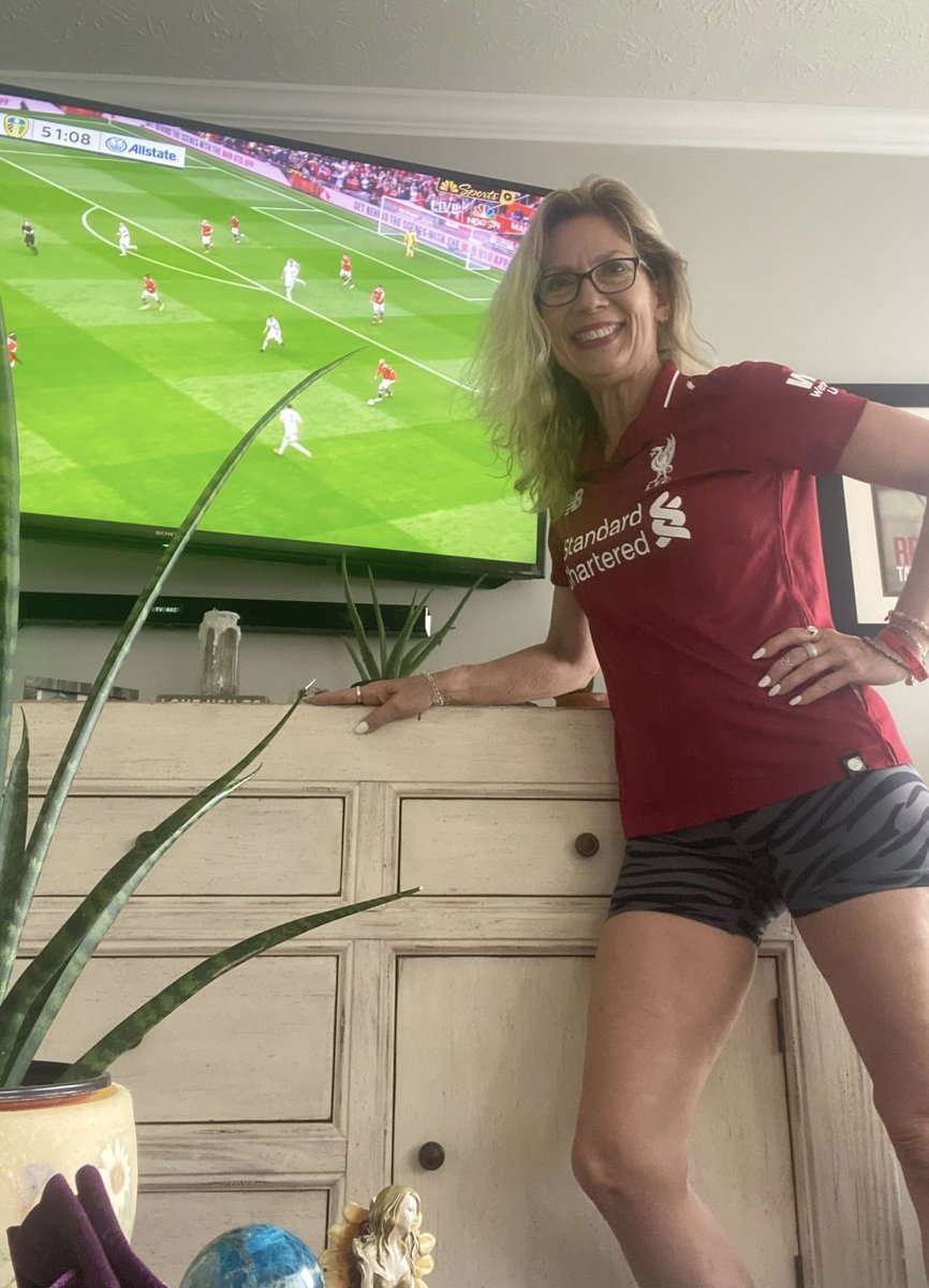 anna_kariena's tweet photo. #MyPLMorning #LFCFamily #NBCSportsNetwork in Cincinnati 🙏🏽❤️ https://t.co/9yz2cUjWij