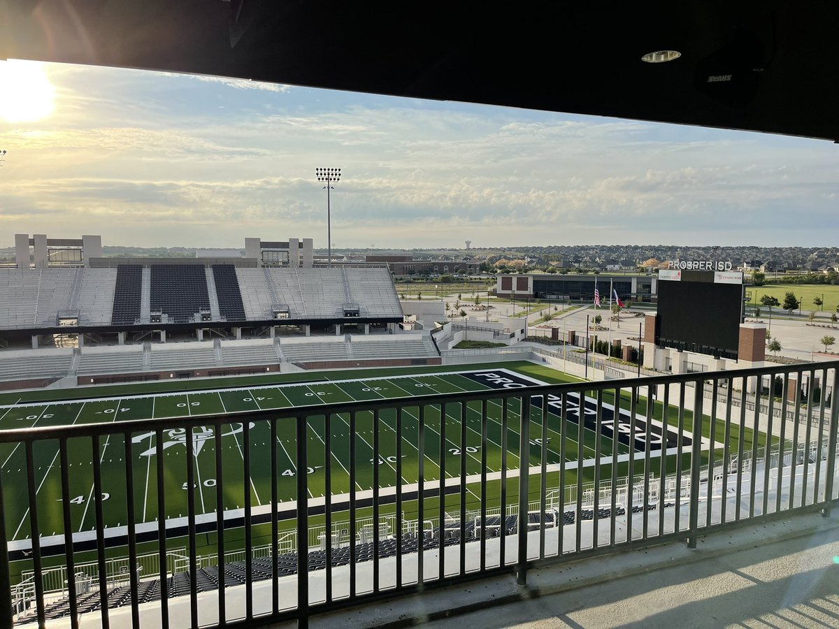 CoachBradClark's tweet photo. It’s time to kick this season off right! No better place to get the 2021 @RockHillFB1 Season going than at HOME in @pisdstadium Always in awe of the Home of the Blue Hawks! Thank you @ProsperISD &amp; @PISD_Athletics for giving our kids nothing but the #BEST #FightRockFight https://t.co/I0dcxWbla3