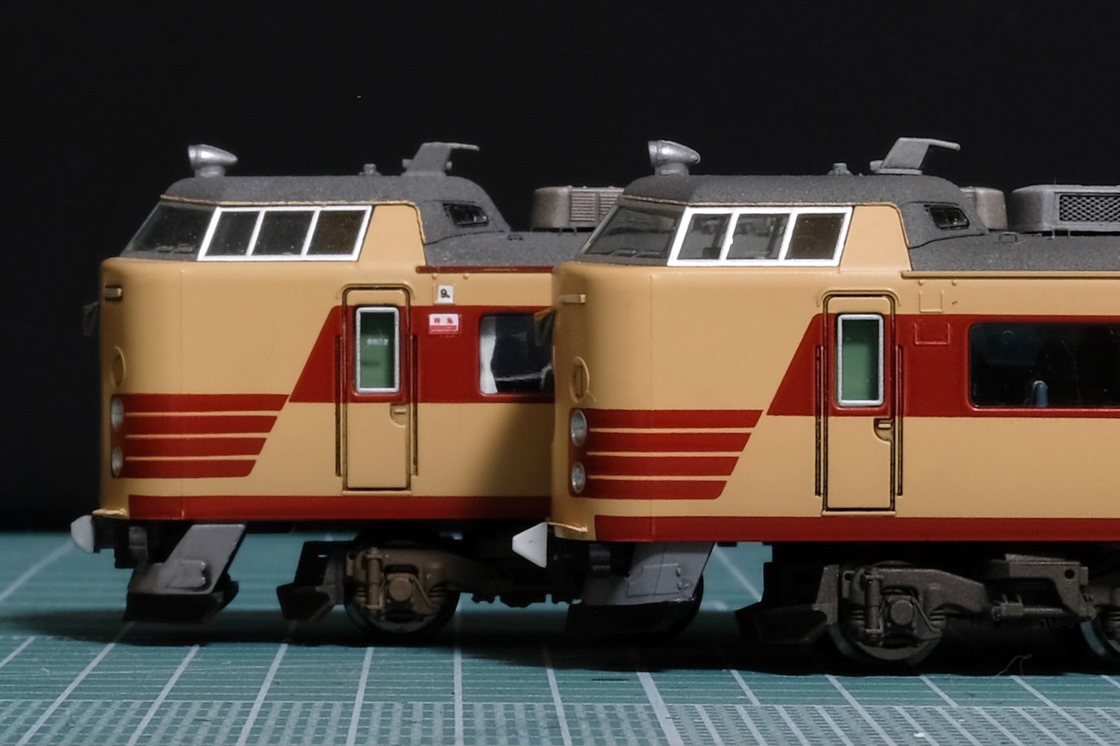 ★仕掛品★ 485系 きらきらうえつ 4両セット 3Dモデリングキット 98651_485-9-569x427.jpg