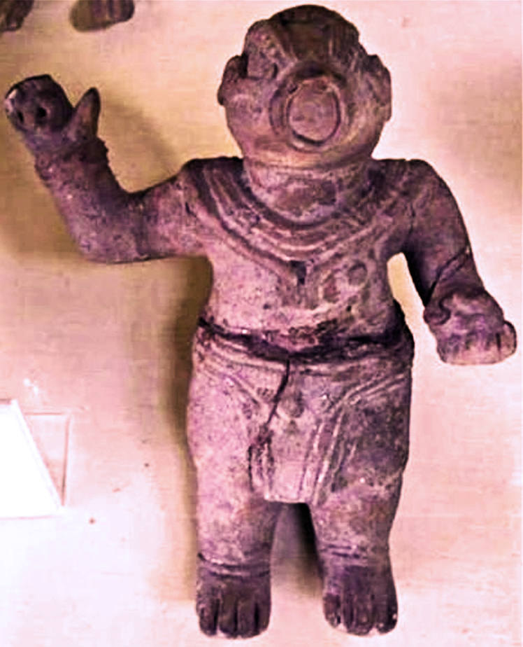 Erdogan_Ercivan's tweet image. Terrakota-Figuren lassen sich nicht leicht datieren, um #Echtheit eines #AncientAliens zu bestimmen. Die Figur erinnert an einen Film aus 1970er &amp;amp; #C3PO von #StarWars. Habe leider kein Material gefunden &amp;amp; es schnell skizziert. Für Dimensionswechel gabs im Film #Monitor-Tore!