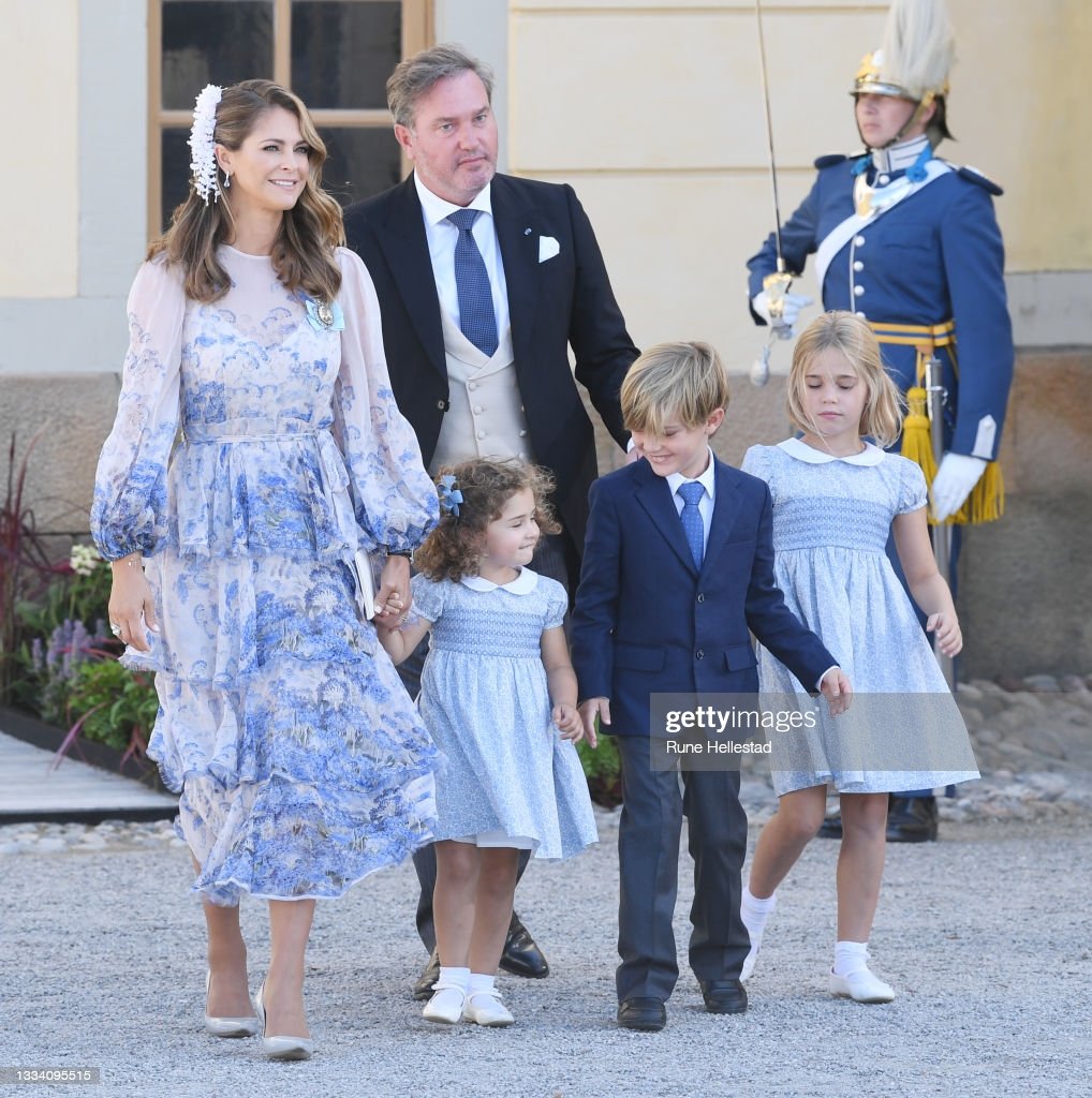 BAUTISMO DEL PRÍNCIPE JULIÁN DE SUECIA E8wOUMkXsAMDGXn?format=jpg&name=medium