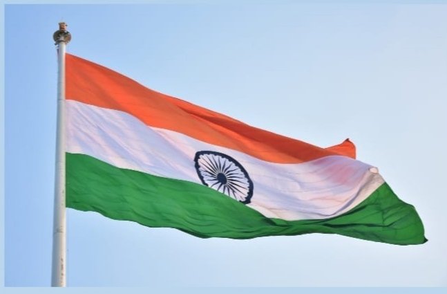 RutvikShinde09's tweet photo. कपाटी बंद होता माझा तिरंगा उद्या तो स्वातंत्र्य अनुभवणार आहे.
🇮🇳

#स्वातंत्र्यदिनचिरायुहोवो❤ https://t.co/EqseLr0ciT