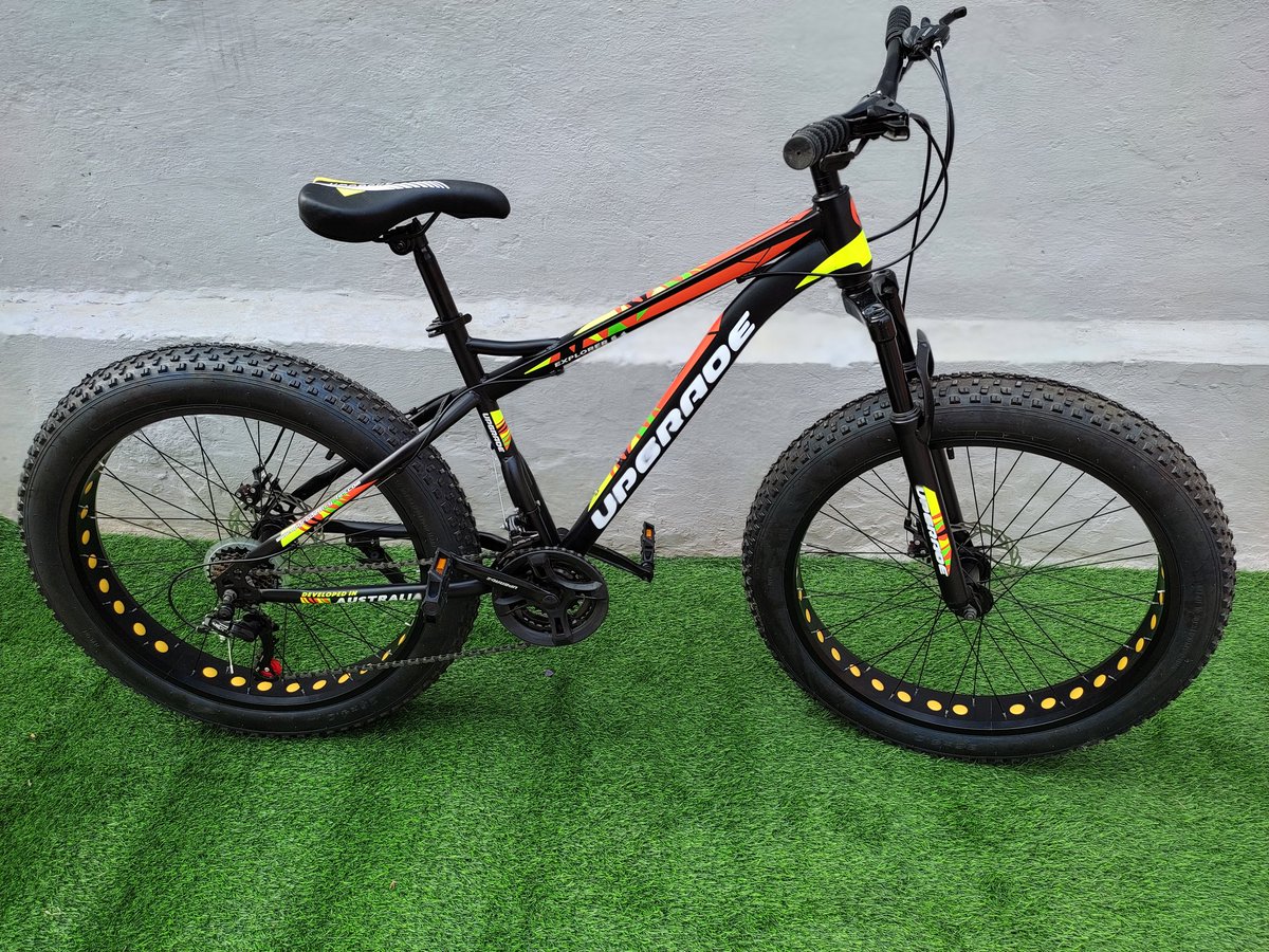 Trwcycles's tweet image. Upgrade Fat Bike ( Designed in Australia) 

Ideal For : Boys &amp;amp; Girls. 
Speed :  21 Speed. 
Suspension : Front. 
Brakes : Double Disk. 
Frame Material : Aluminum. 
Light Weight. 

#fatbikes #fatbike #upgarde #bicycles #trwcycles #trw_cycles #therealworld #therealworldcycles