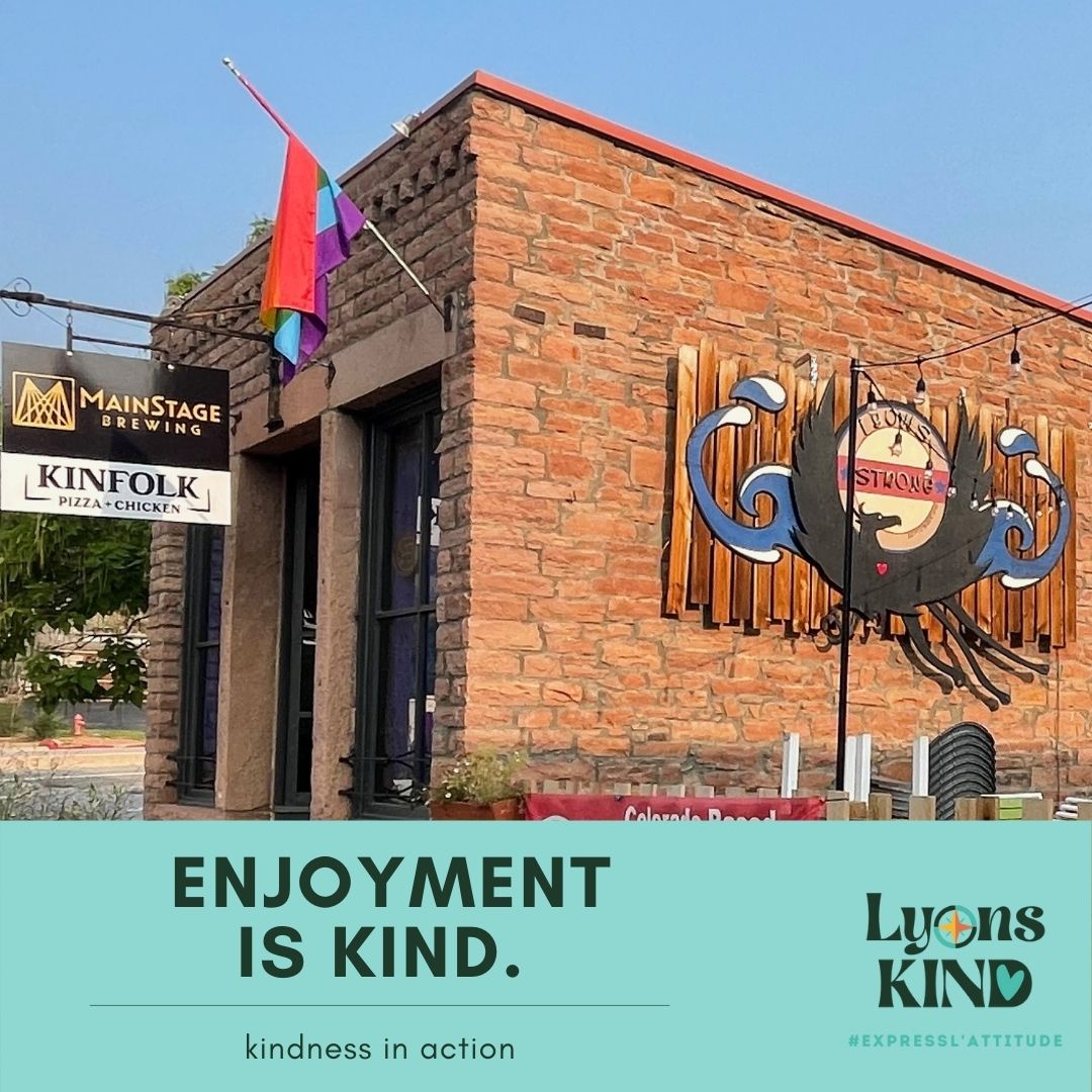 SPEND YOUR WEEKEND in Lyons, Colorado where kindness in the way of beer, pizza, chicken and community abounds!

LyonsColorado.com

#visitlyons
#hiplittletown
#lovelyons
#mainstagebrewing
#lyonscolorado
#weekendinlyons
#vacationinlyons
#stayinlyons
#lyonskind
#lattitude