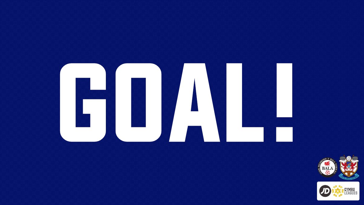 PenybontFC_'s tweet photo. 10’ - GOAL BONT! A short corner finds Nathan Wood whose clipped cross picks out Sam Snaith who glances his header past Ramsay in the Bala net. What a start!

⬛️ 0-1 🟦

#BALPEN | #BONT🟦 https://t.co/XzdM8UpLdZ