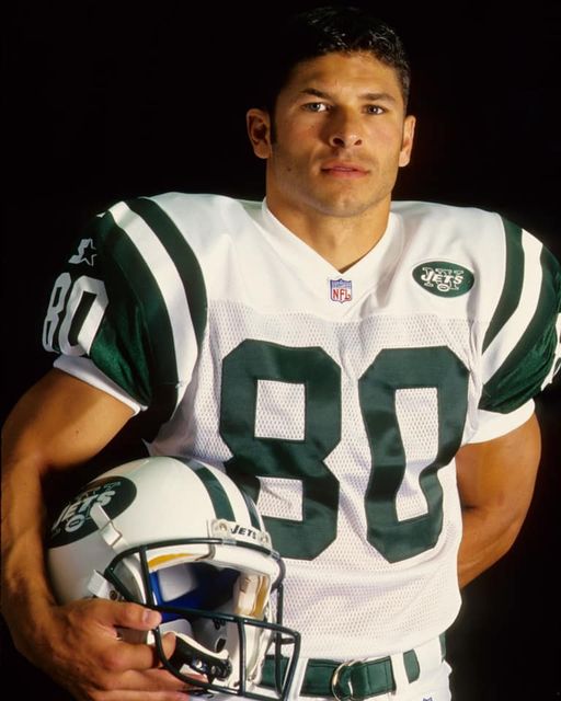 Happy birthday to our guy, Wayne Chrebet!  