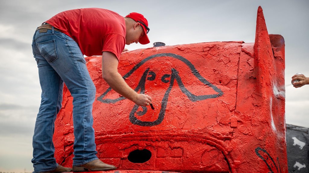 gunsupnation's tweet photo. The @TTUVetMed students gave the Cadillac Ranch an upgrade! https://t.co/UU4da6FTIM